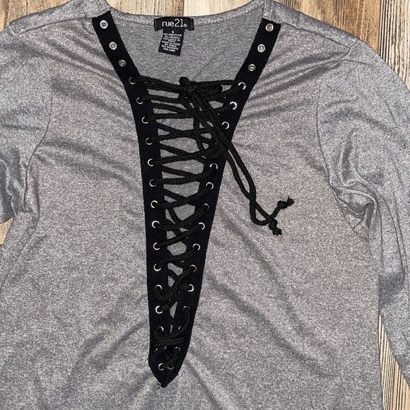 Lace up blouse - Picture 2 of 3
